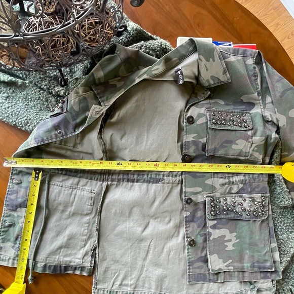 Design Lab Lord & Taylor Camo Jacket - Picture 3 of 7